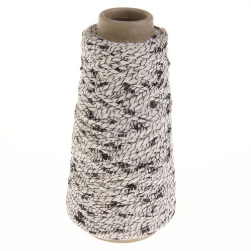 101. Spiral-twisted Yarn - Black / White 8357